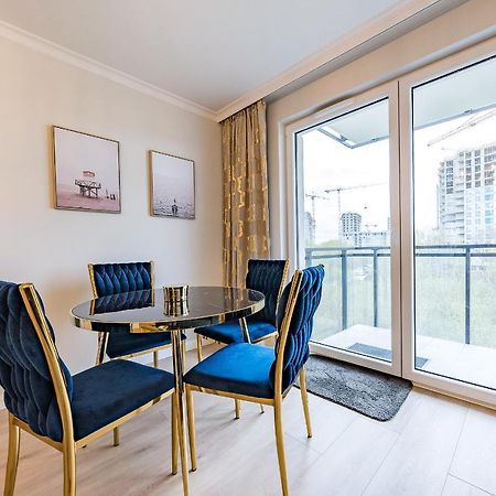 Apartamento Apartament Nowa Letnica, Osiedle Latarnikow Gdansk Exterior foto